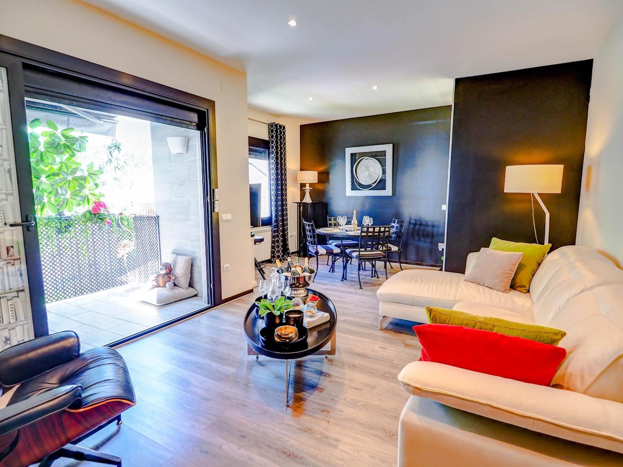 Flamingo By Hello Homes